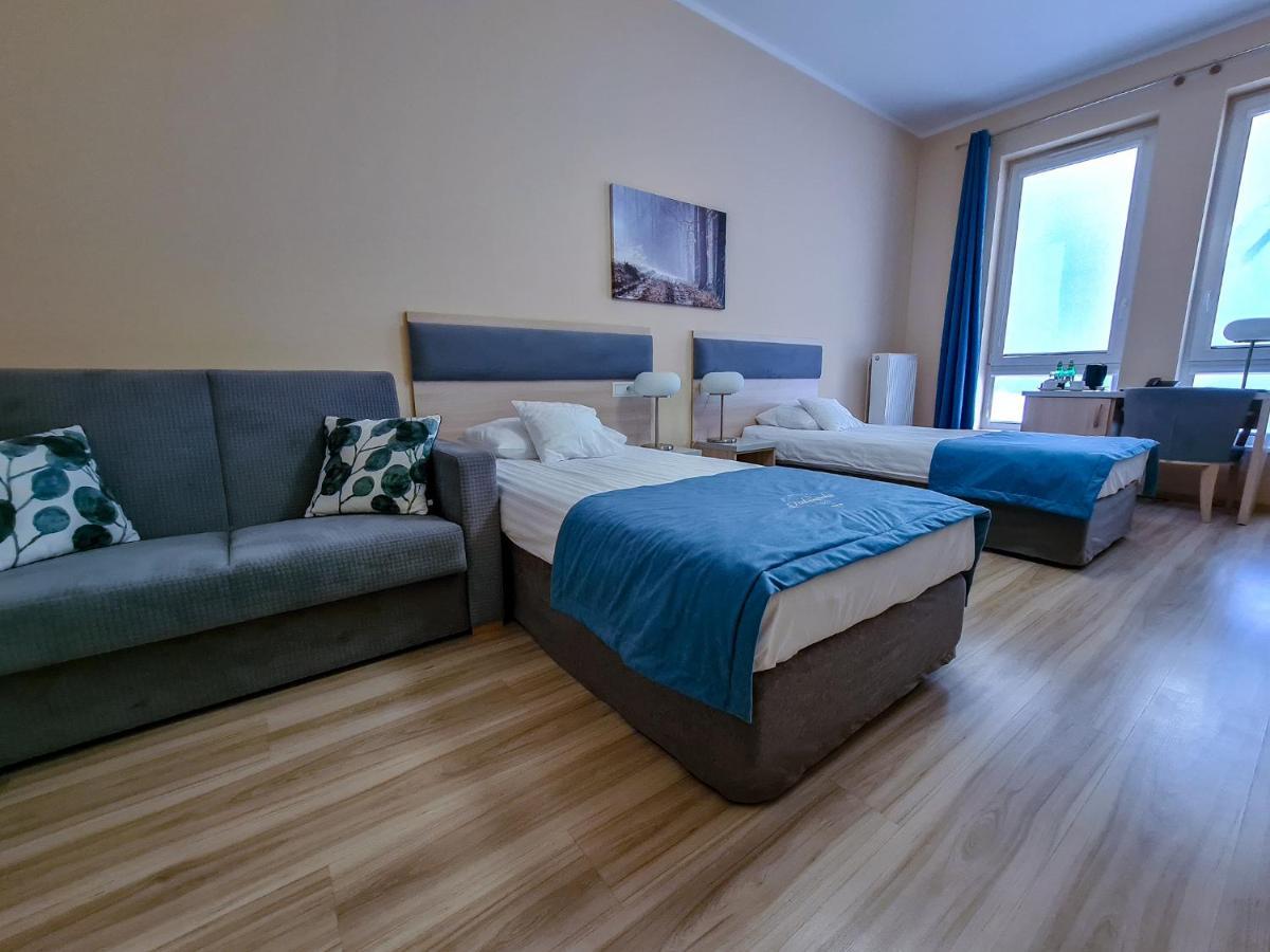 Antoninska Hotel & Apartamenty Leszno  Eksteriør billede