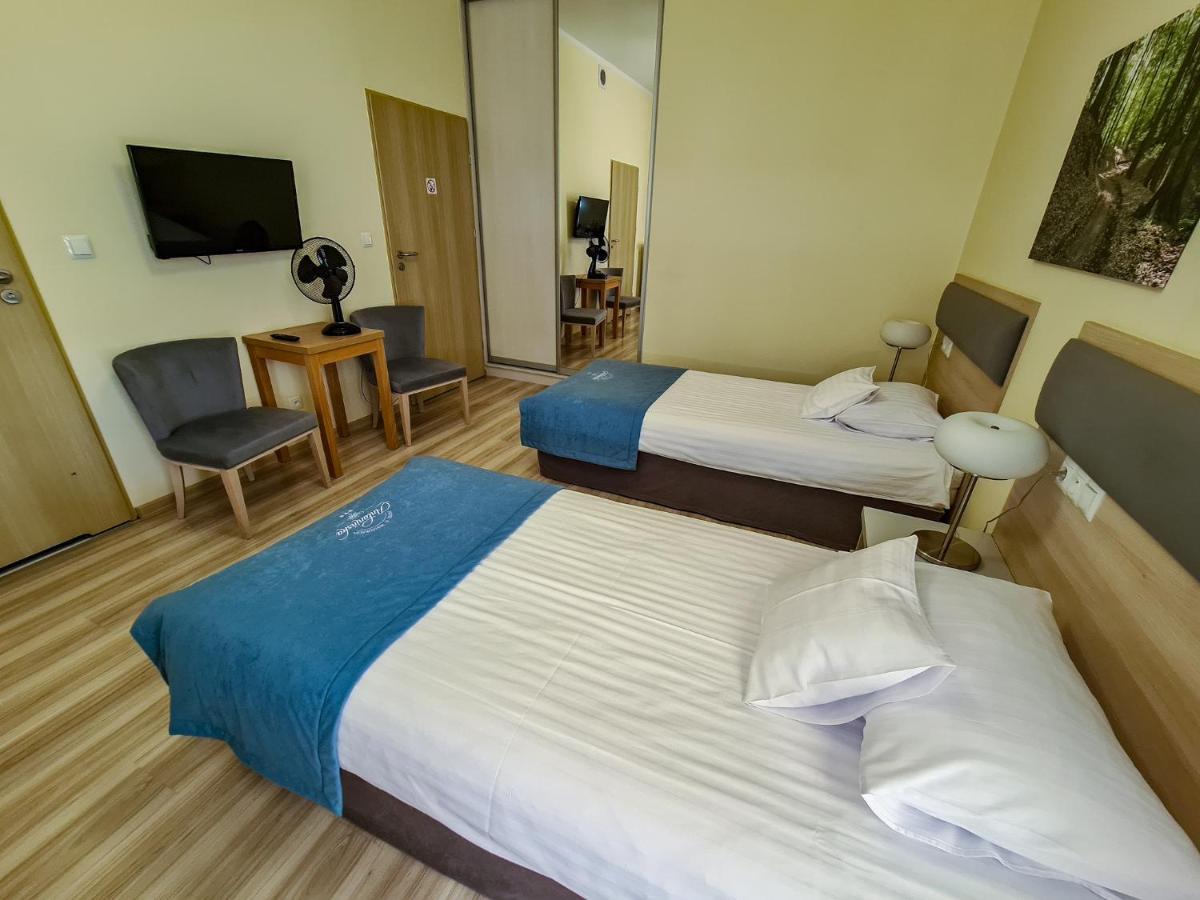 Antoninska Hotel & Apartamenty Leszno  Eksteriør billede