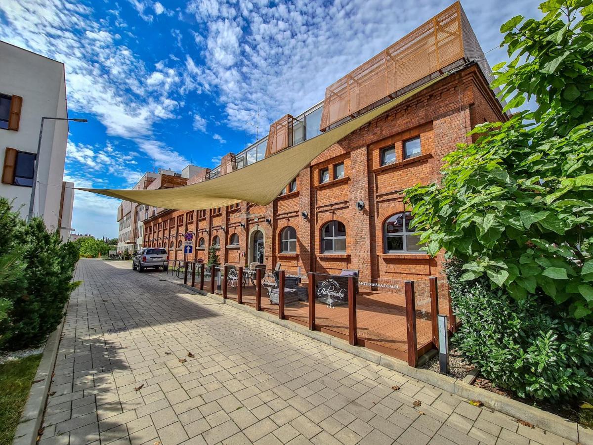 Antoninska Hotel & Apartamenty Leszno  Eksteriør billede