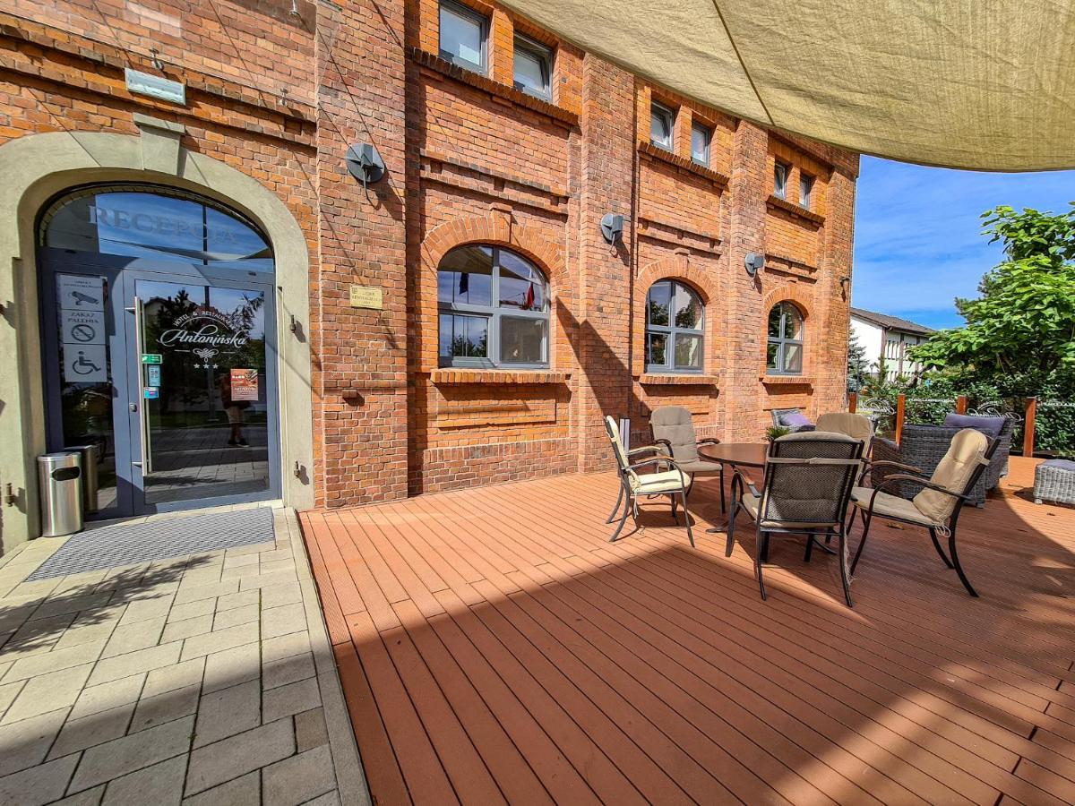 Antoninska Hotel & Apartamenty Leszno  Eksteriør billede