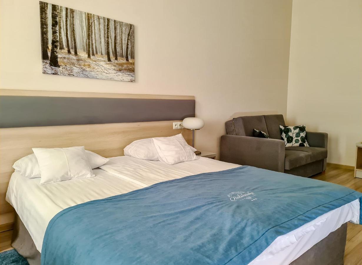Antoninska Hotel & Apartamenty Leszno  Eksteriør billede
