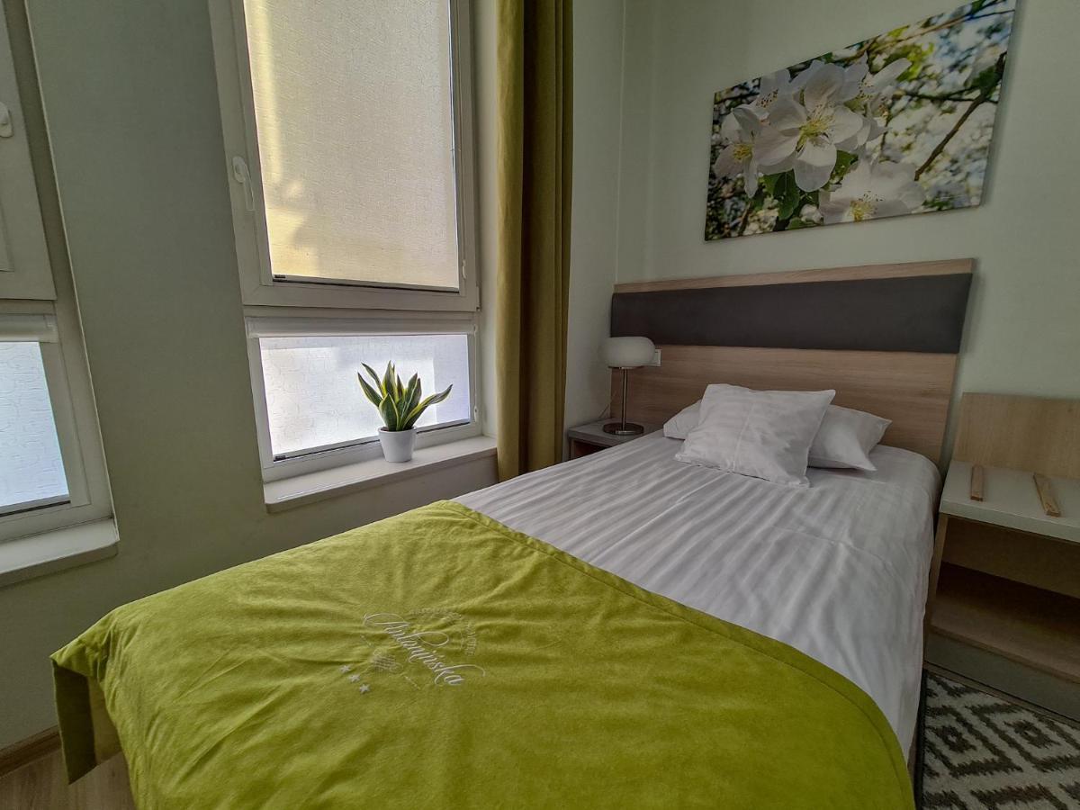 Antoninska Hotel & Apartamenty Leszno  Eksteriør billede