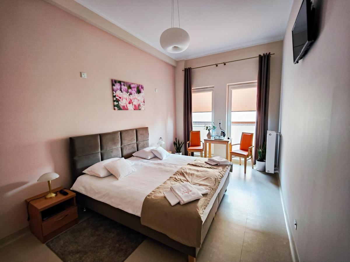 Antoninska Hotel & Apartamenty Leszno  Eksteriør billede