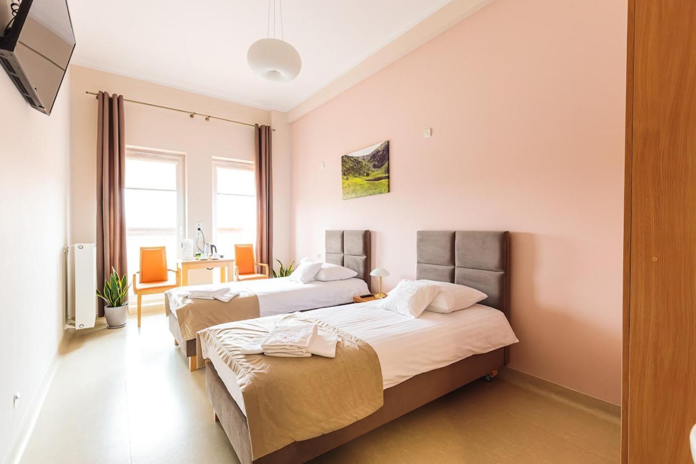 Antoninska Hotel & Apartamenty Leszno  Eksteriør billede