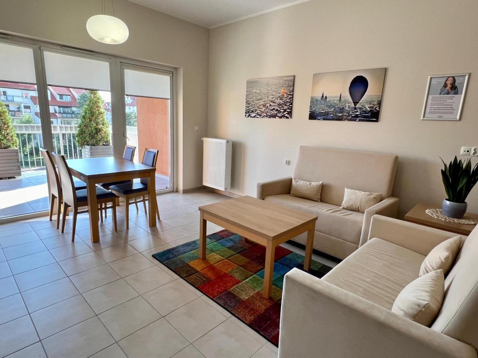 Antoninska Hotel & Apartamenty Leszno  Eksteriør billede
